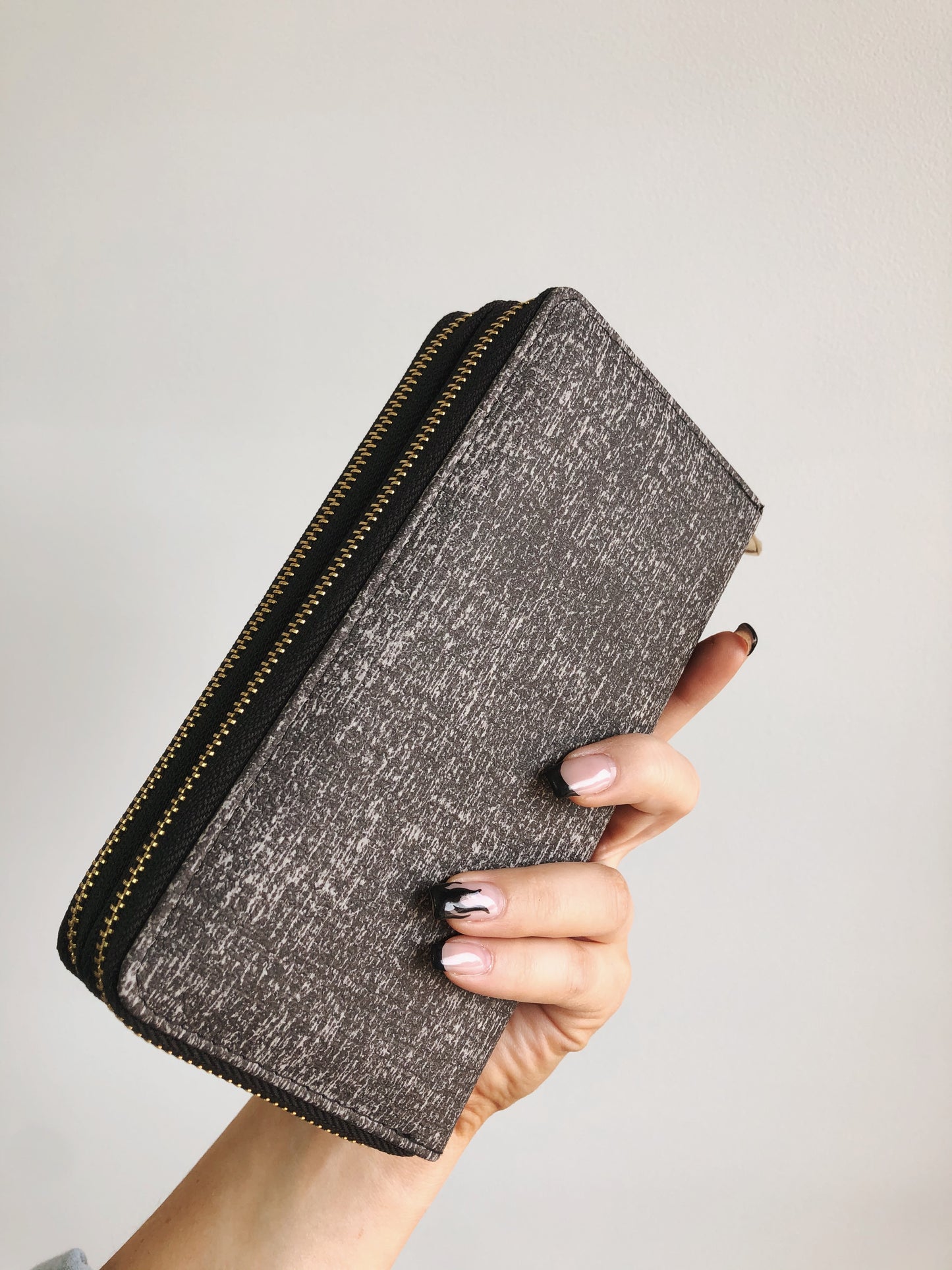 Sweet Thang, Charcoal Duo Wallet